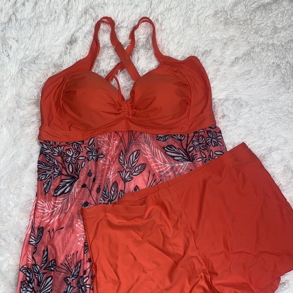 Two Piece Swim Dress Swimsuit for Women Ruched Tummy Control Tankini Set - Picture 6 of 9